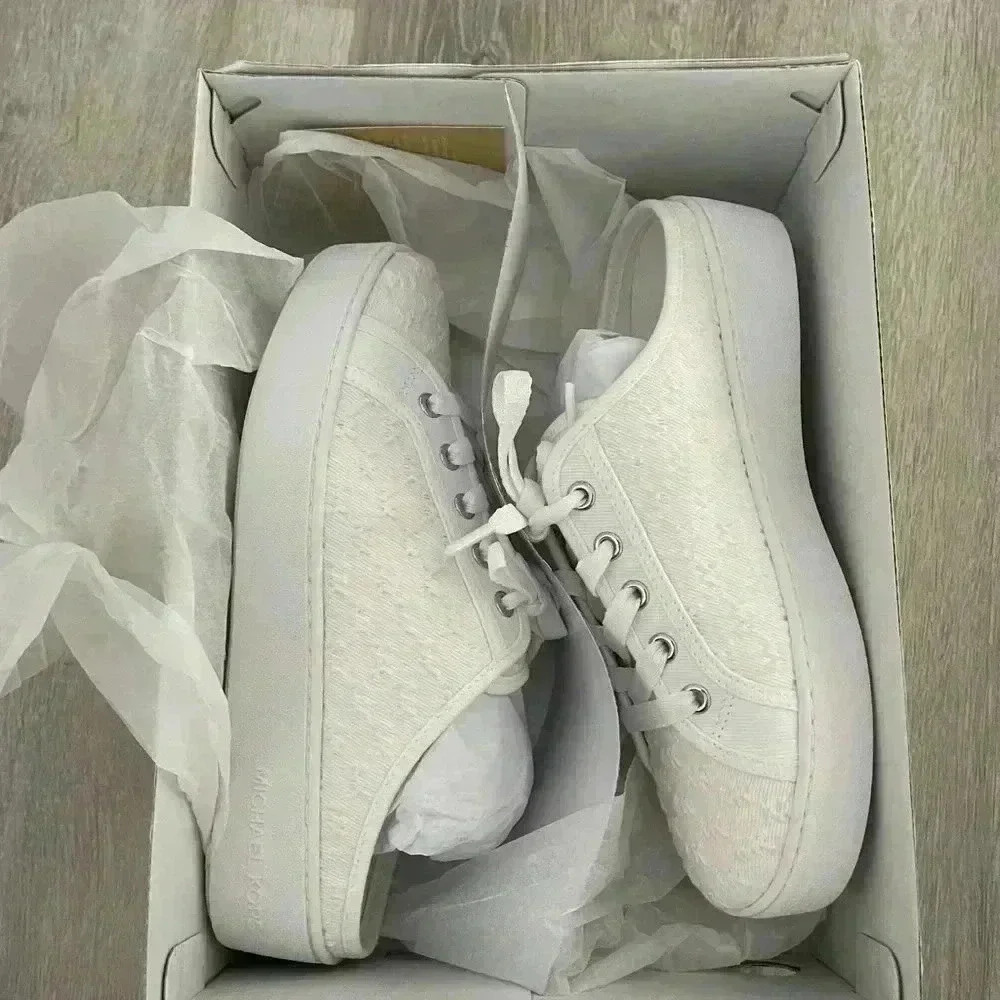 Michael Kors - Poppy Slide Sneaker 8 - Picture 13 of 13